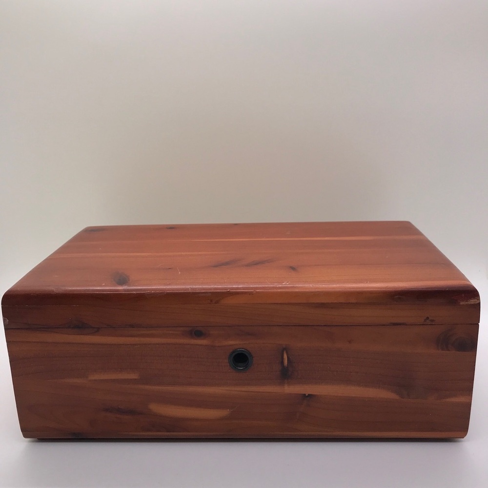 Lane Cedar Stash Trinket Box Prosperity Furniture Company S.C. 9x5x4